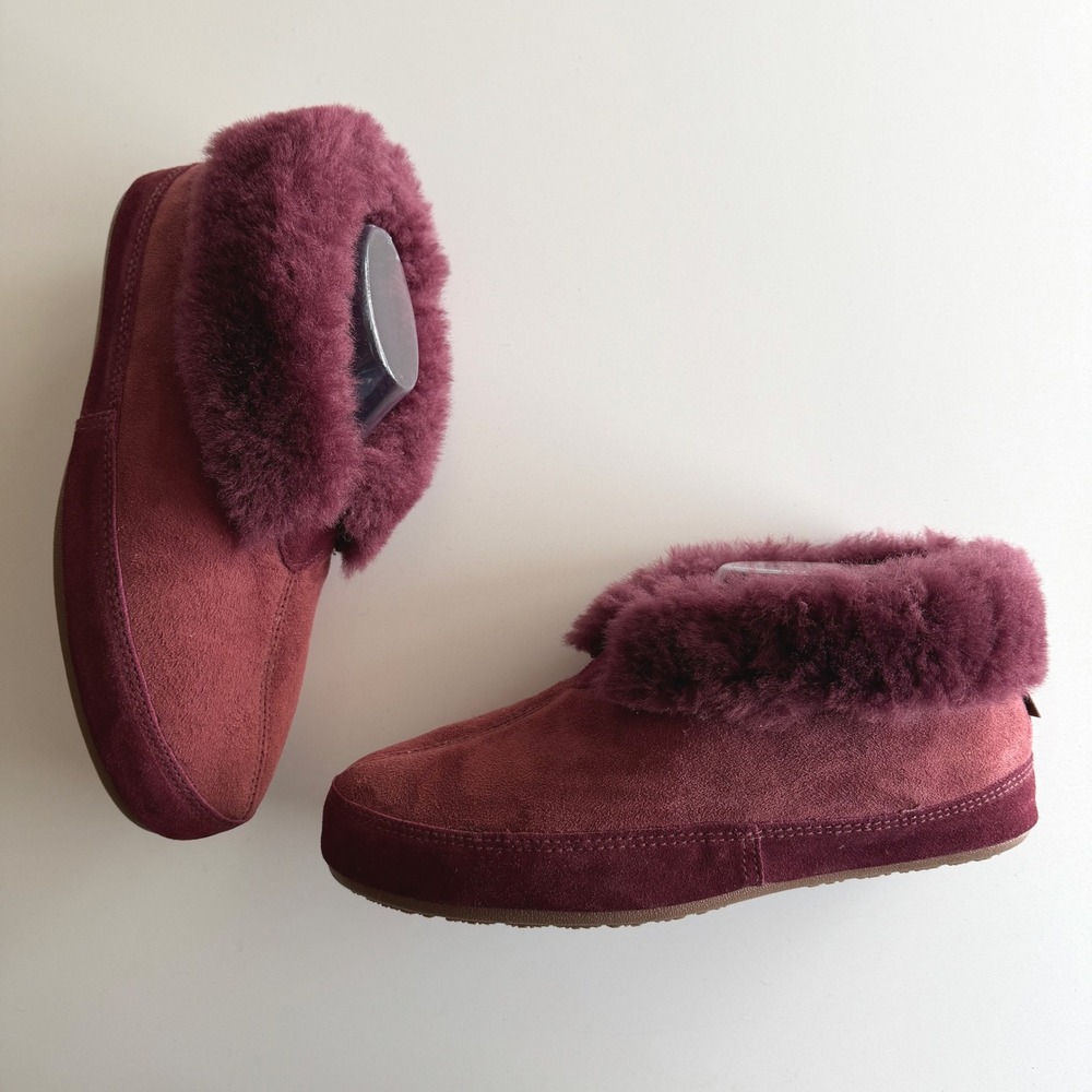 Overland EUC Emma Shearling‎ Cuff Soled Booties Slippers Black Cherry wmn sz 10